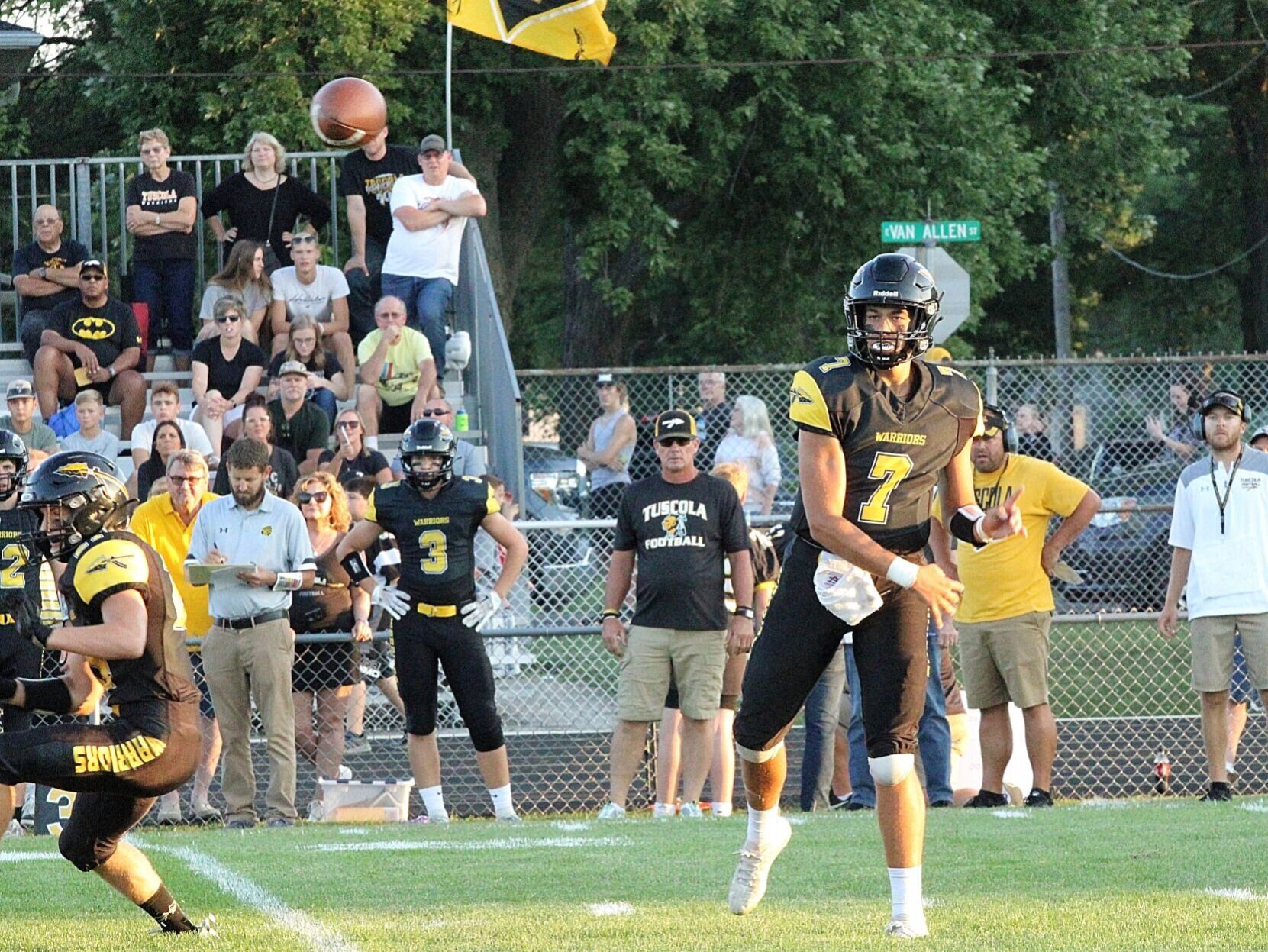 IMG_7835_Snapseed.jpg Jordan Quinn